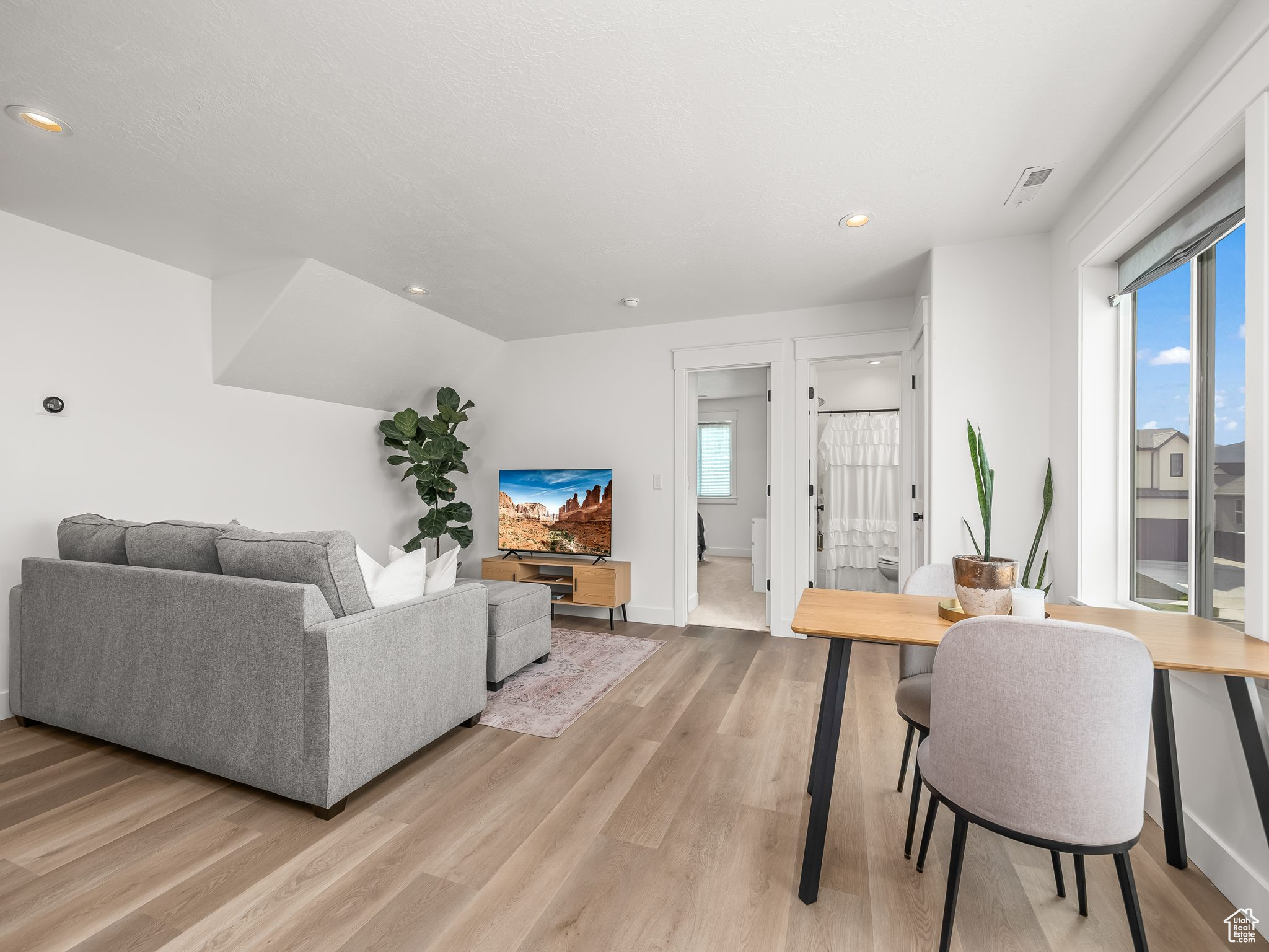 PIONEER HEIGHTS - Residential