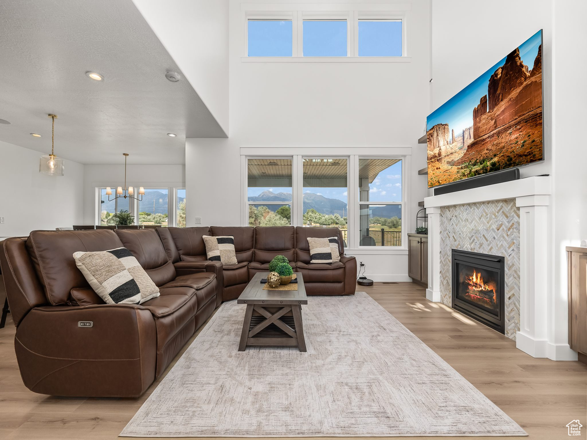 PIONEER HEIGHTS - Residential