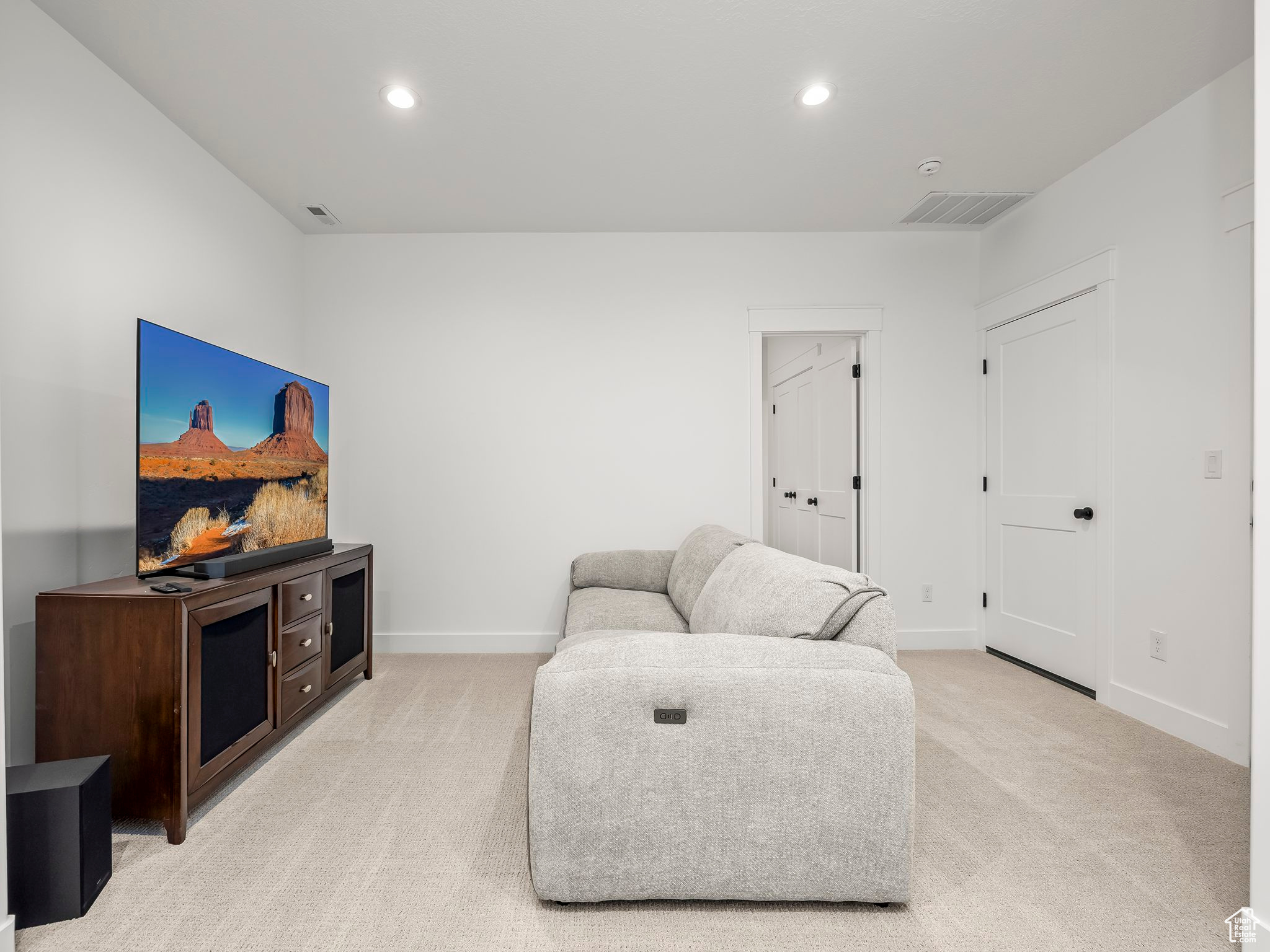 PIONEER HEIGHTS - Residential