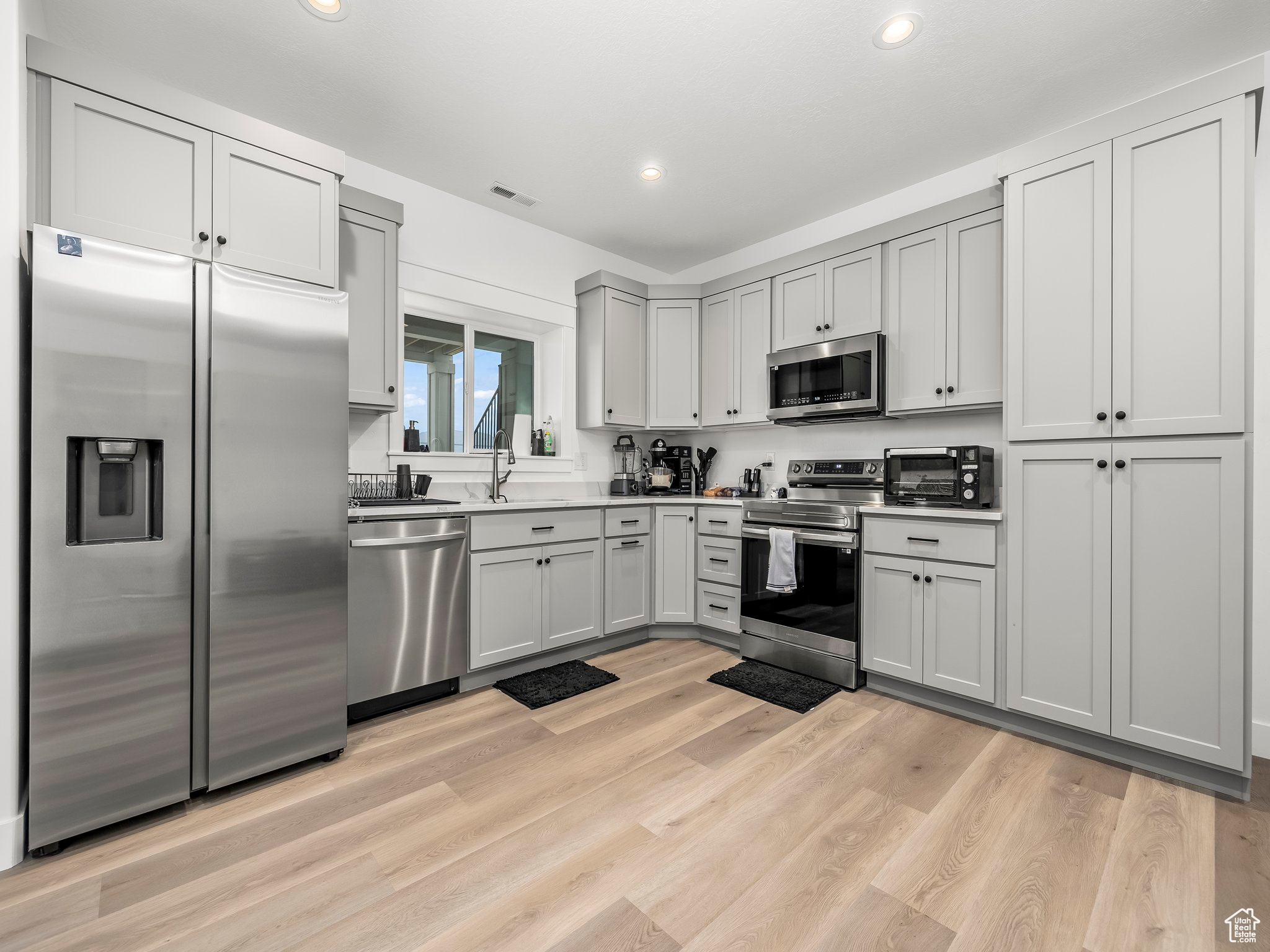 PIONEER HEIGHTS - Residential