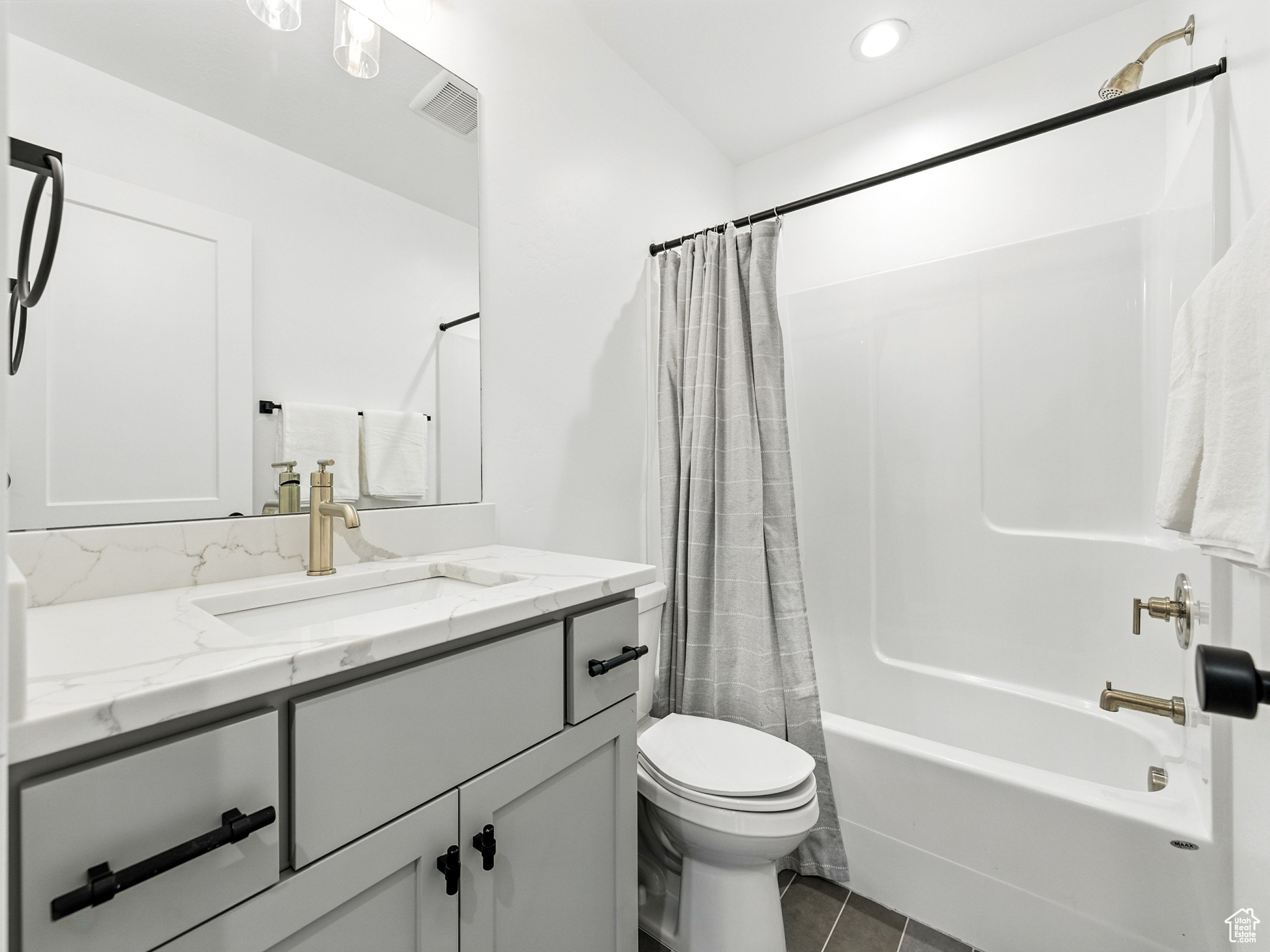 PIONEER HEIGHTS - Residential