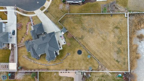 Tiny photo for 1352 W 900 S, Mapleton, UT 84664 (MLS # 2141402)