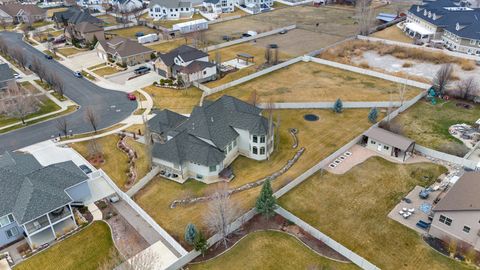 Tiny photo for 1352 W 900 S, Mapleton, UT 84664 (MLS # 2141402)