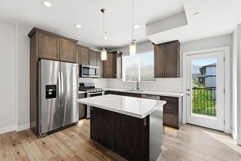 Tiny photo for 74 E GOLDEN PRIVET DR, Draper, UT 84020 (MLS # 2146430)