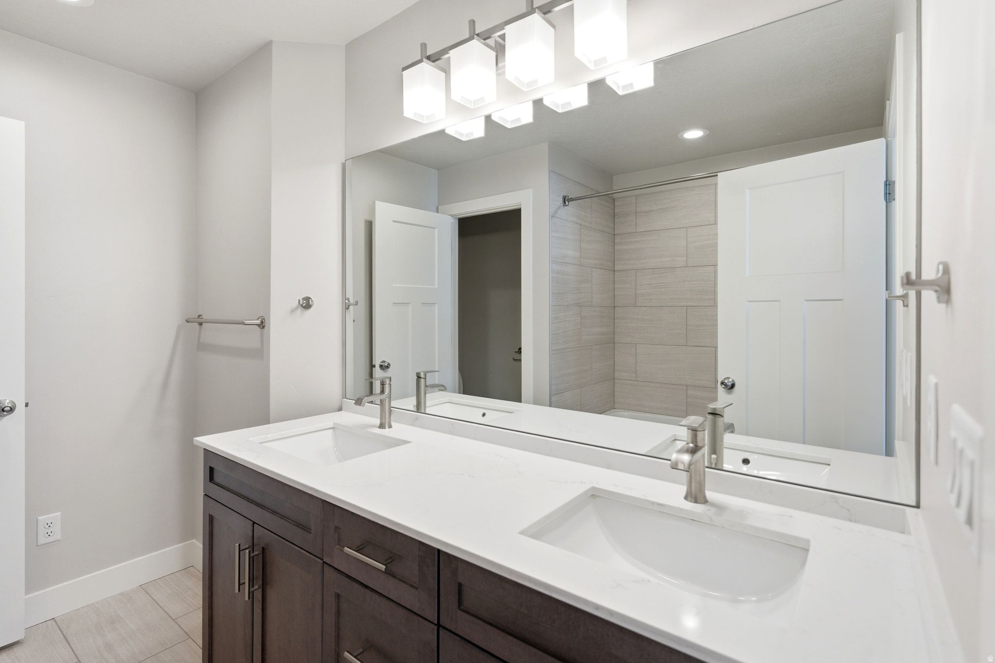 DRAPER CREEKSIDE - Residential