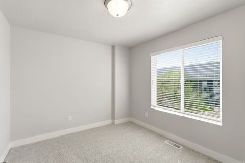 Tiny photo for 74 E GOLDEN PRIVET DR, Draper, UT 84020 (MLS # 2146430)