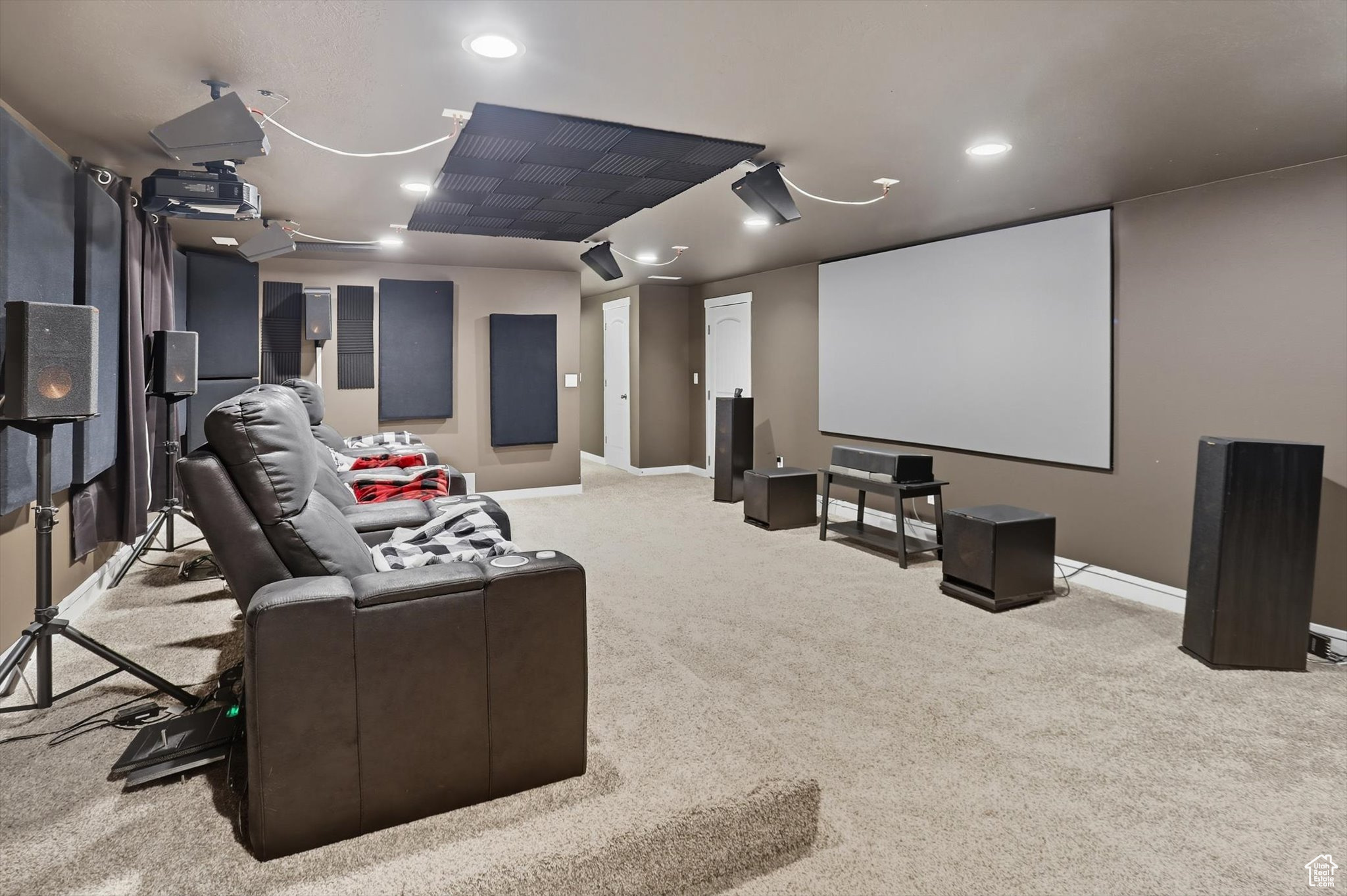 SPRING RANCH - Residential