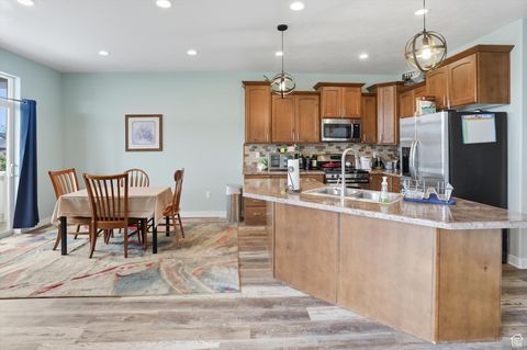 Tiny photo for 1302 N 2450 W, Lehi, UT 84043 (MLS # 2111517)