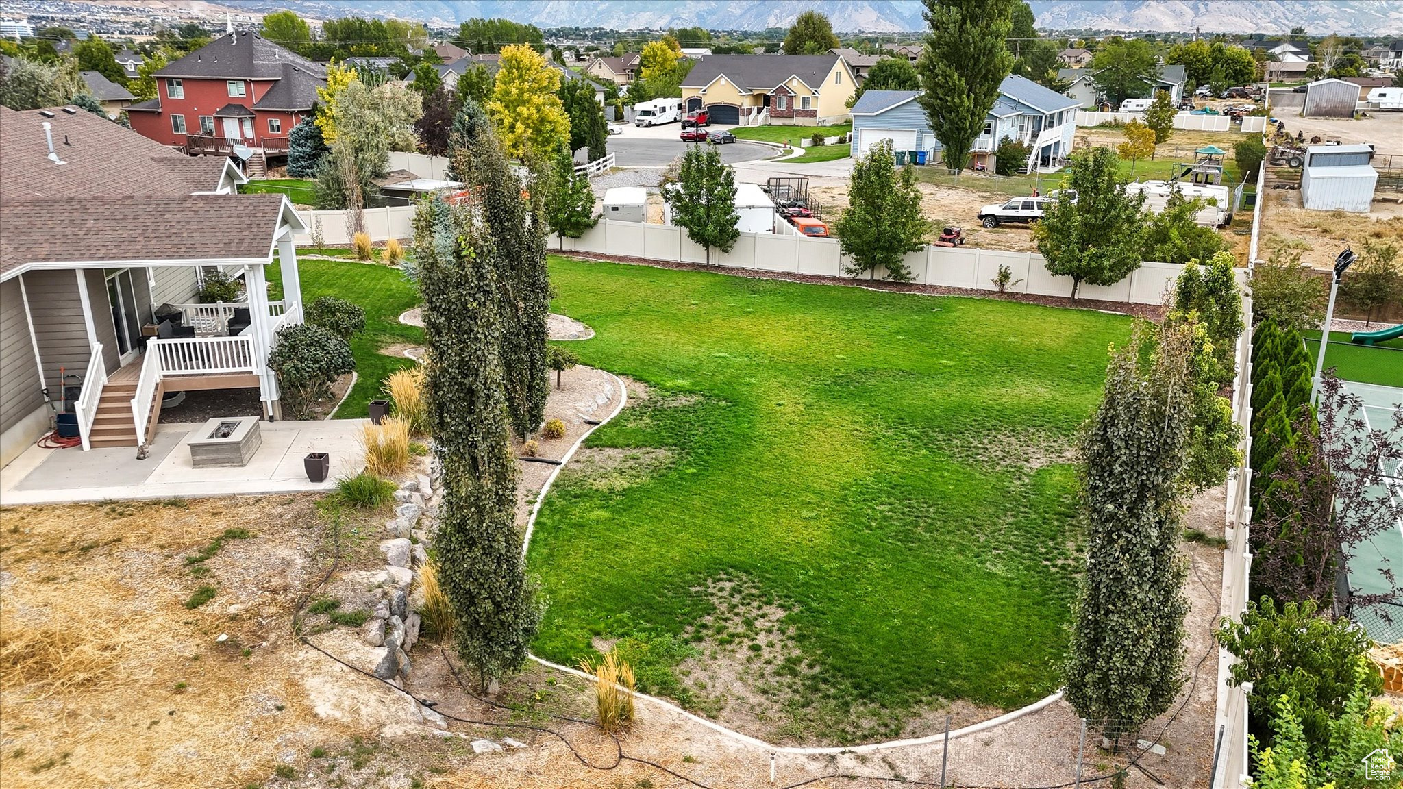 SPRING RANCH - Residential