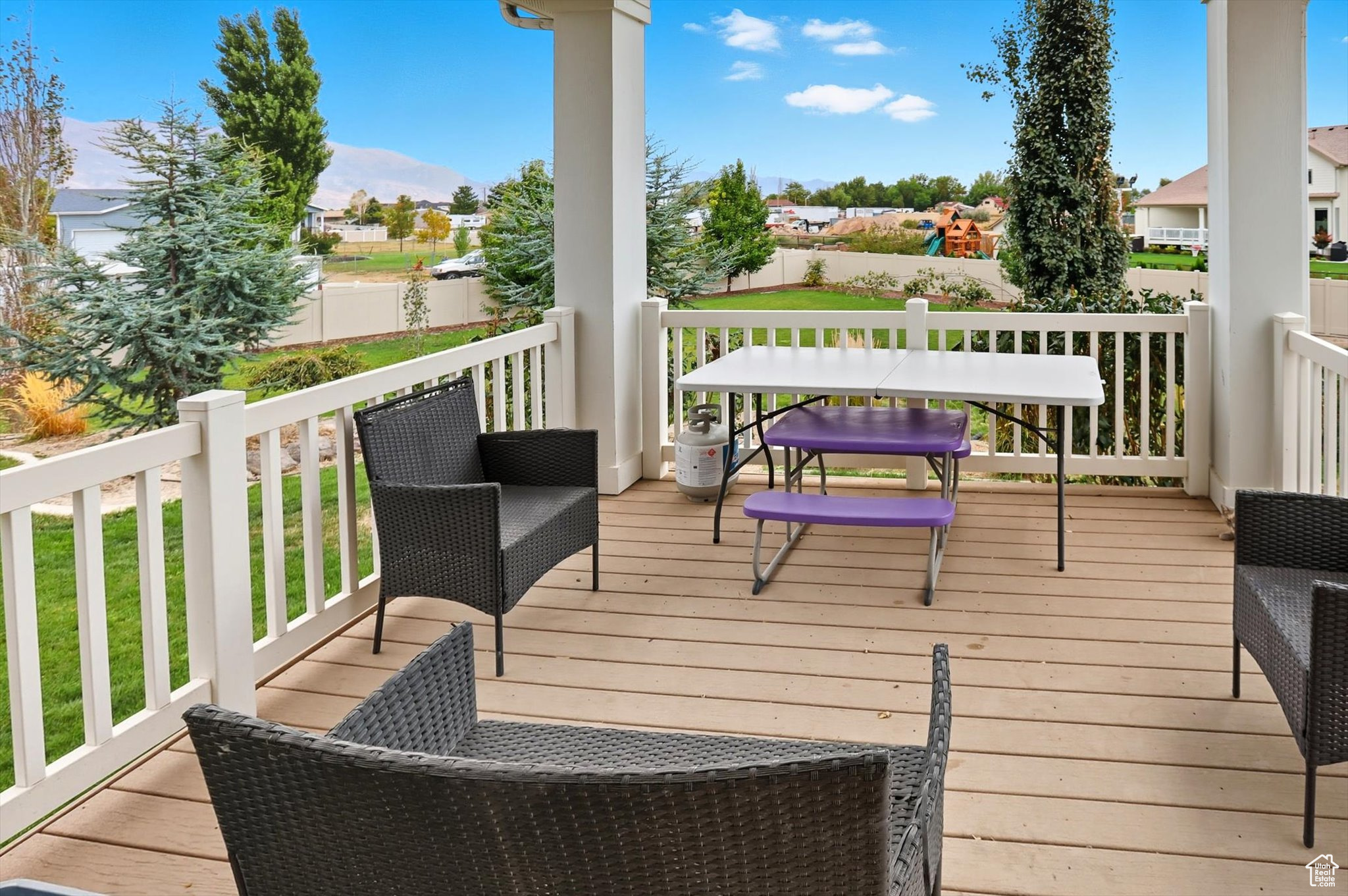 SPRING RANCH - Residential