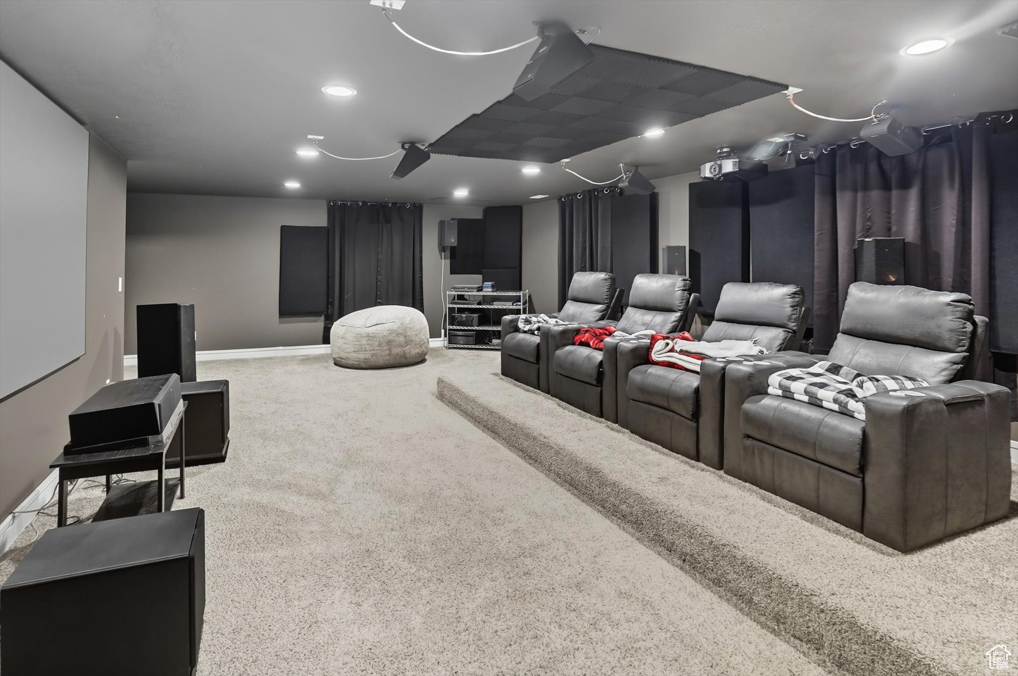 SPRING RANCH - Residential