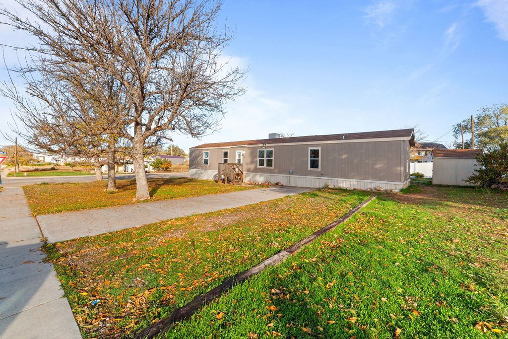 Photo of 190 W 200 S, Blanding, UT 84511 (MLS # 2120716)