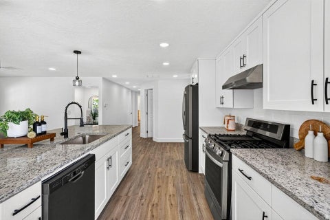 Tiny photo for 330 N MAIN ST, Leeds, UT 84746 (MLS # 2180459)
