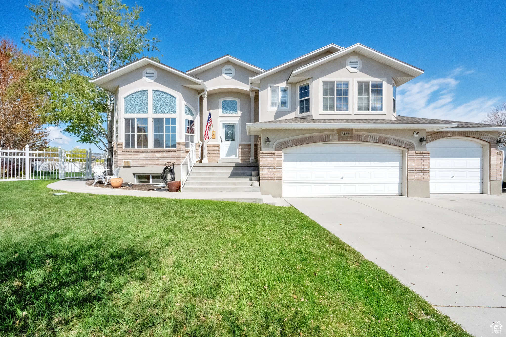 5156 W Cherry Laurel Ln, West Jordan, Utah image 2
