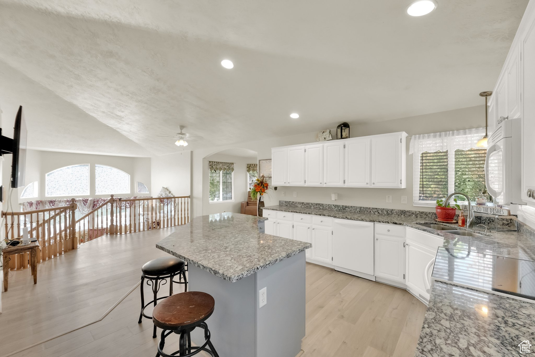 5156 W Cherry Laurel Ln, West Jordan, Utah image 31