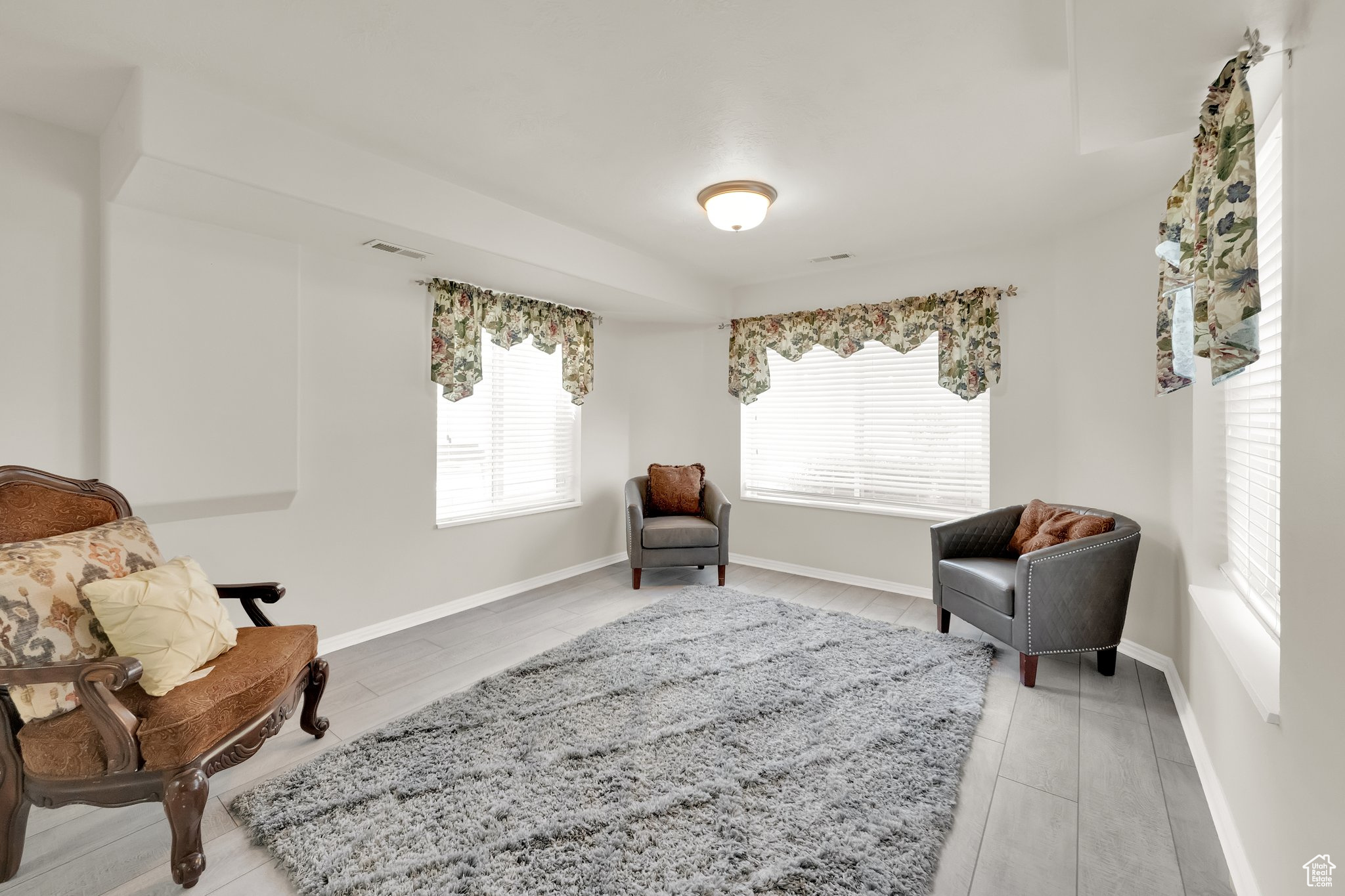 5156 W Cherry Laurel Ln, West Jordan, Utah image 38