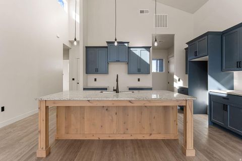 Tiny photo for 4380 E SEGO LILY CIR, Kanab, UT 84741 (MLS # 2127940)