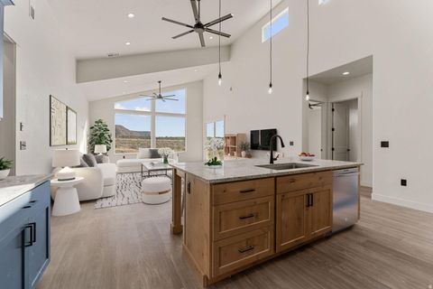 Tiny photo for 4380 E SEGO LILY CIR, Kanab, UT 84741 (MLS # 2127940)