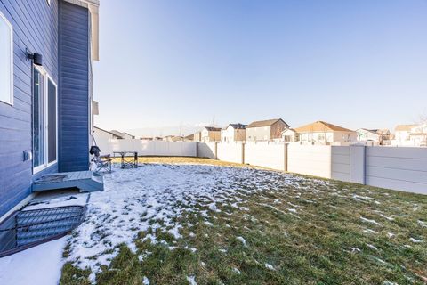 Tiny photo for 1753 E BISON DR #B208, Eagle Mountain, UT 84005 (MLS # 2131435)