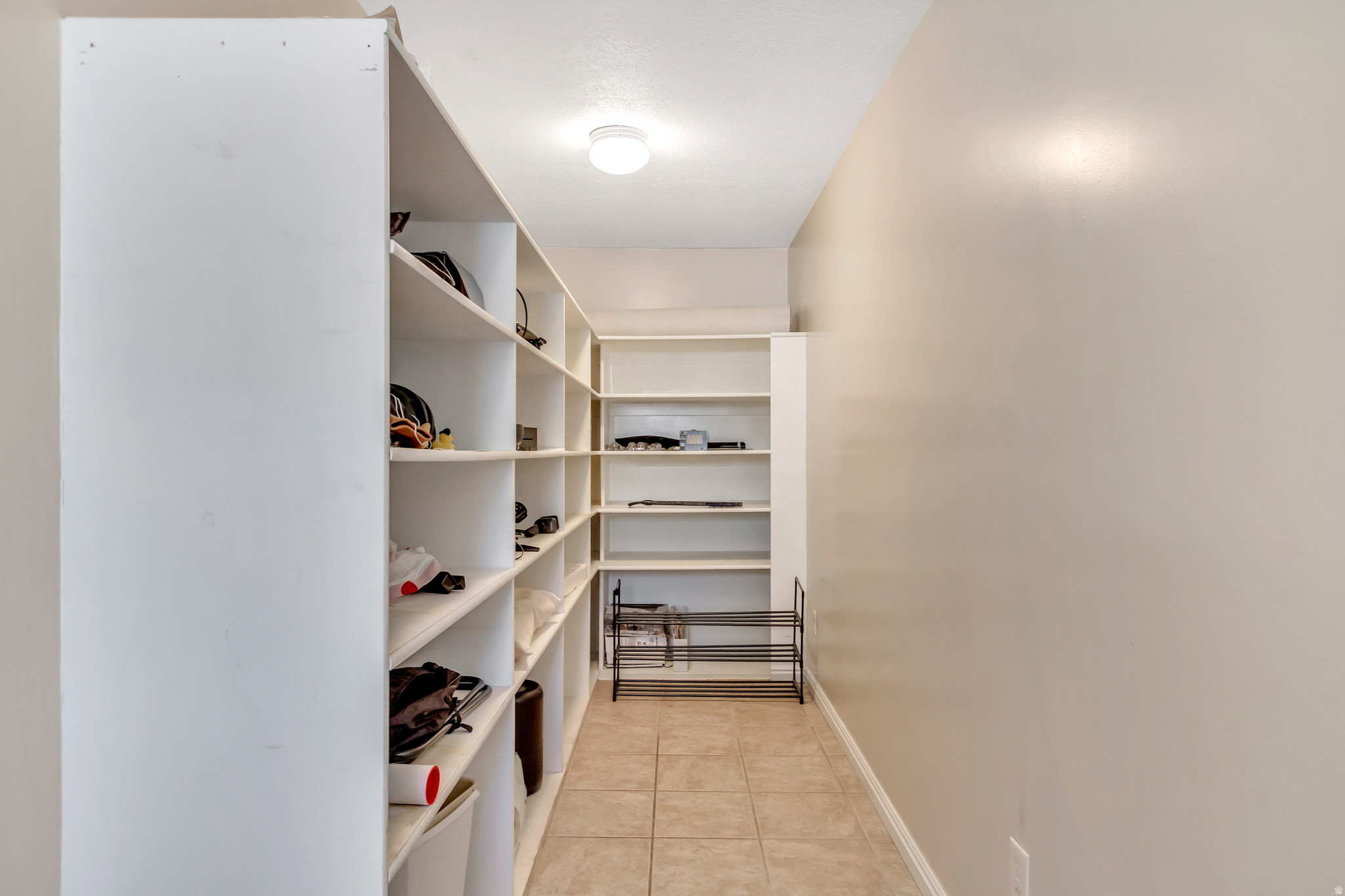 RIVERSIDE ESTATES - Residential