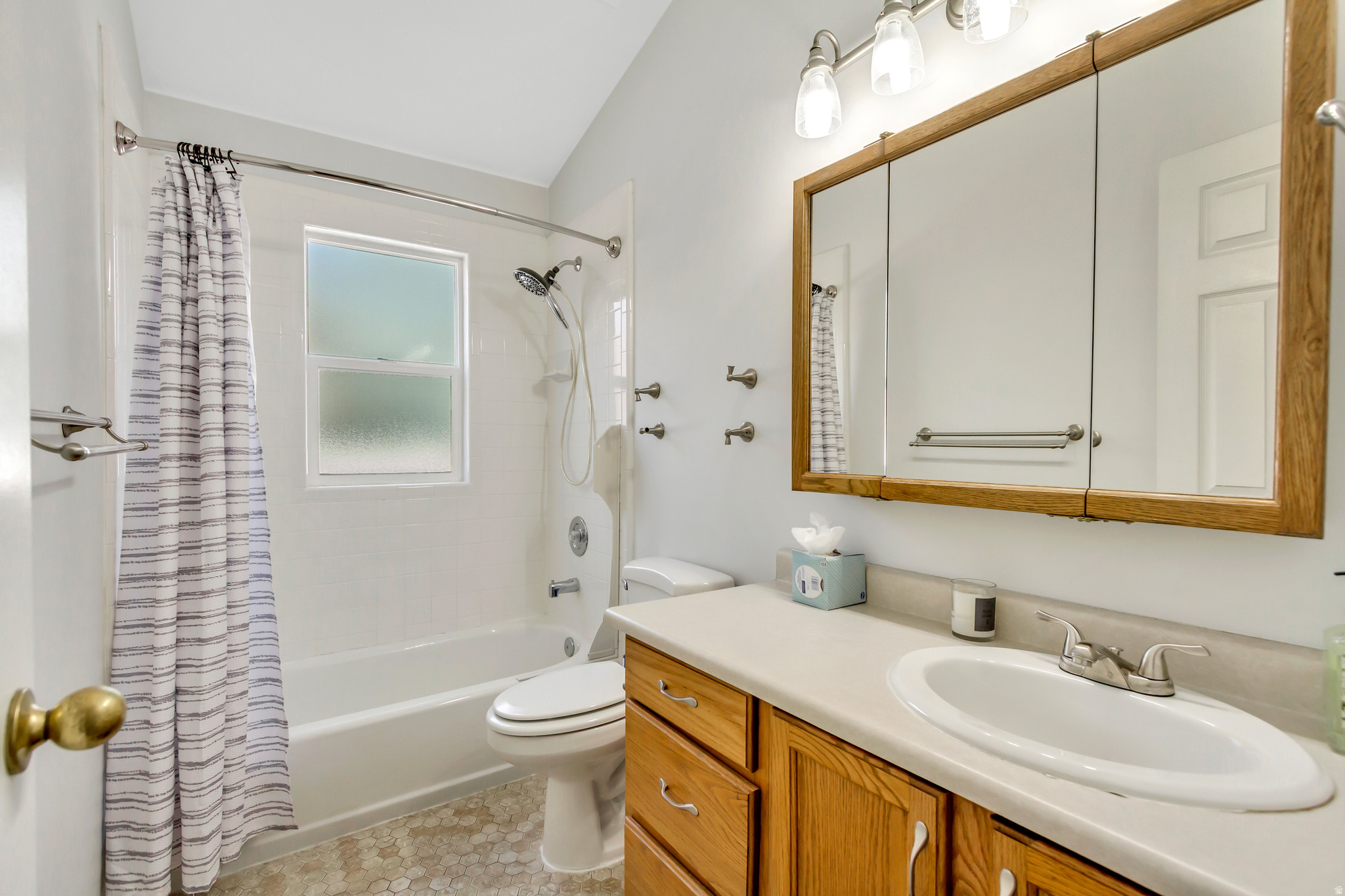 RIVERSIDE ESTATES - Residential