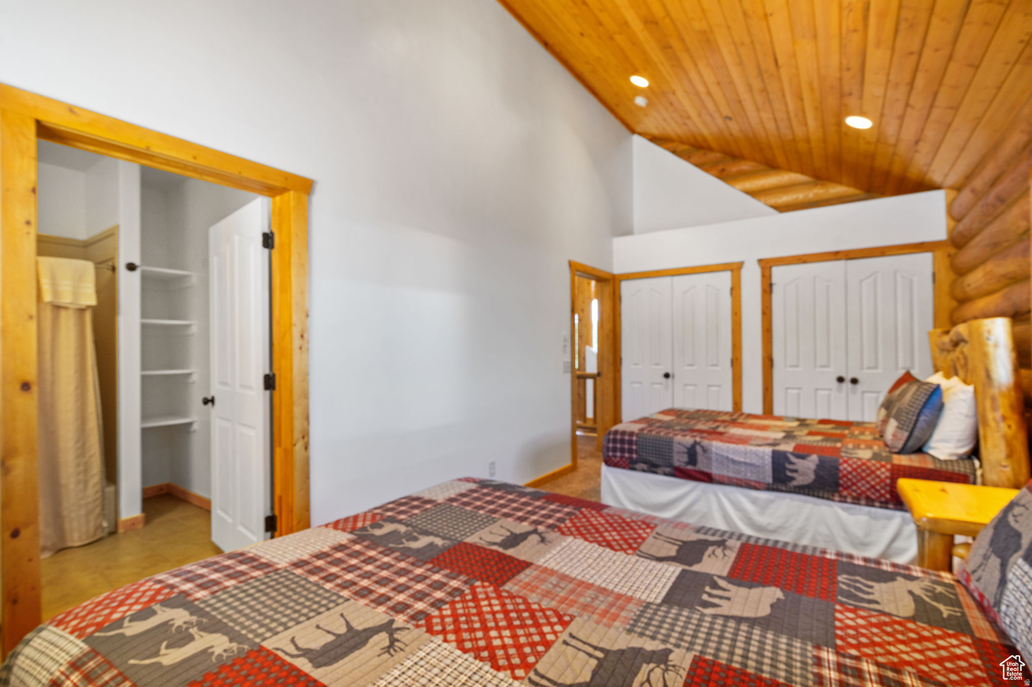 THE CABINS AT BEAR RIVER LODGE - Residential