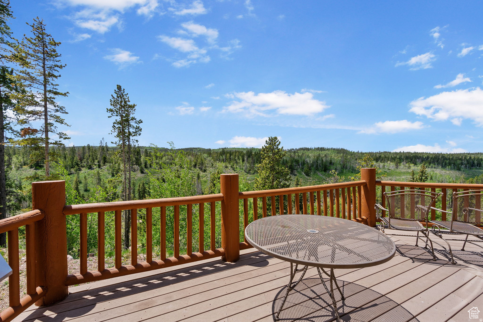 THE CABINS AT BEAR RIVER LODGE - Residential