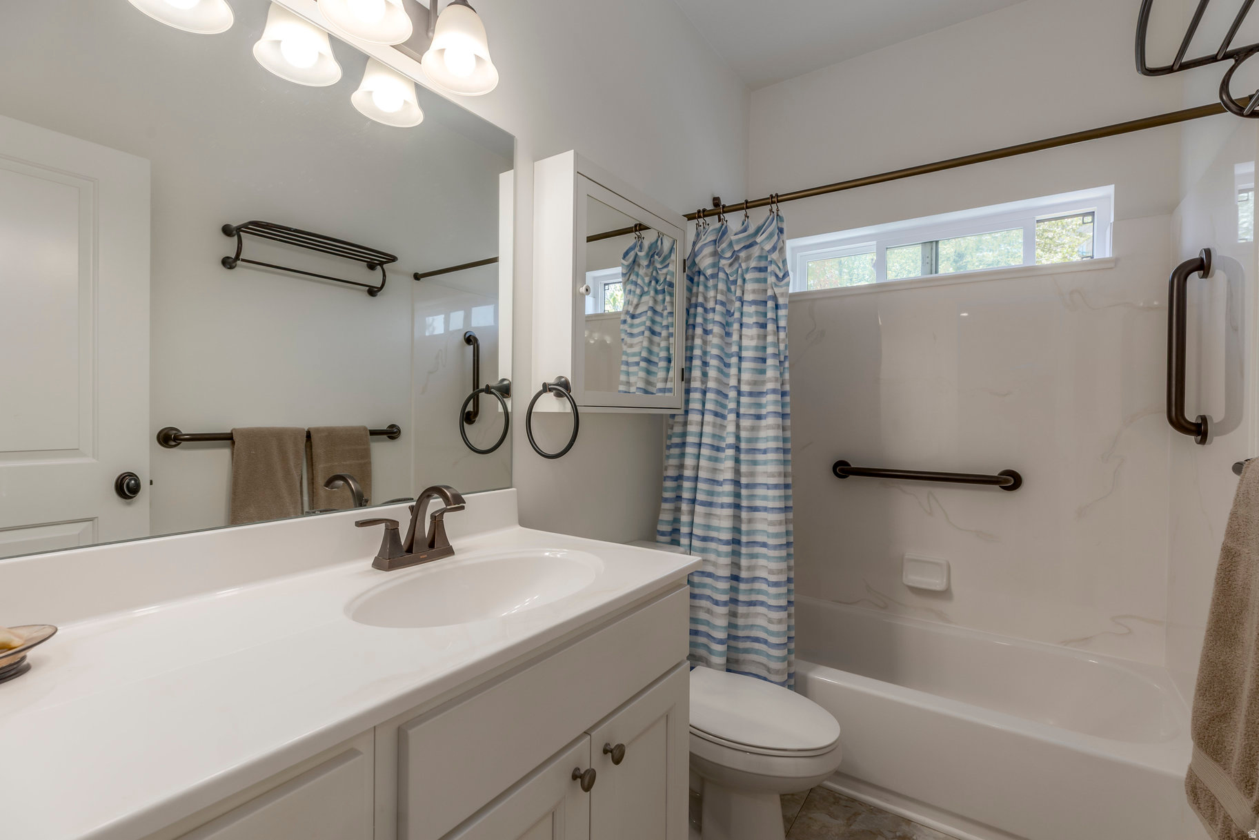 WEST RIVER ESTATES - Residential