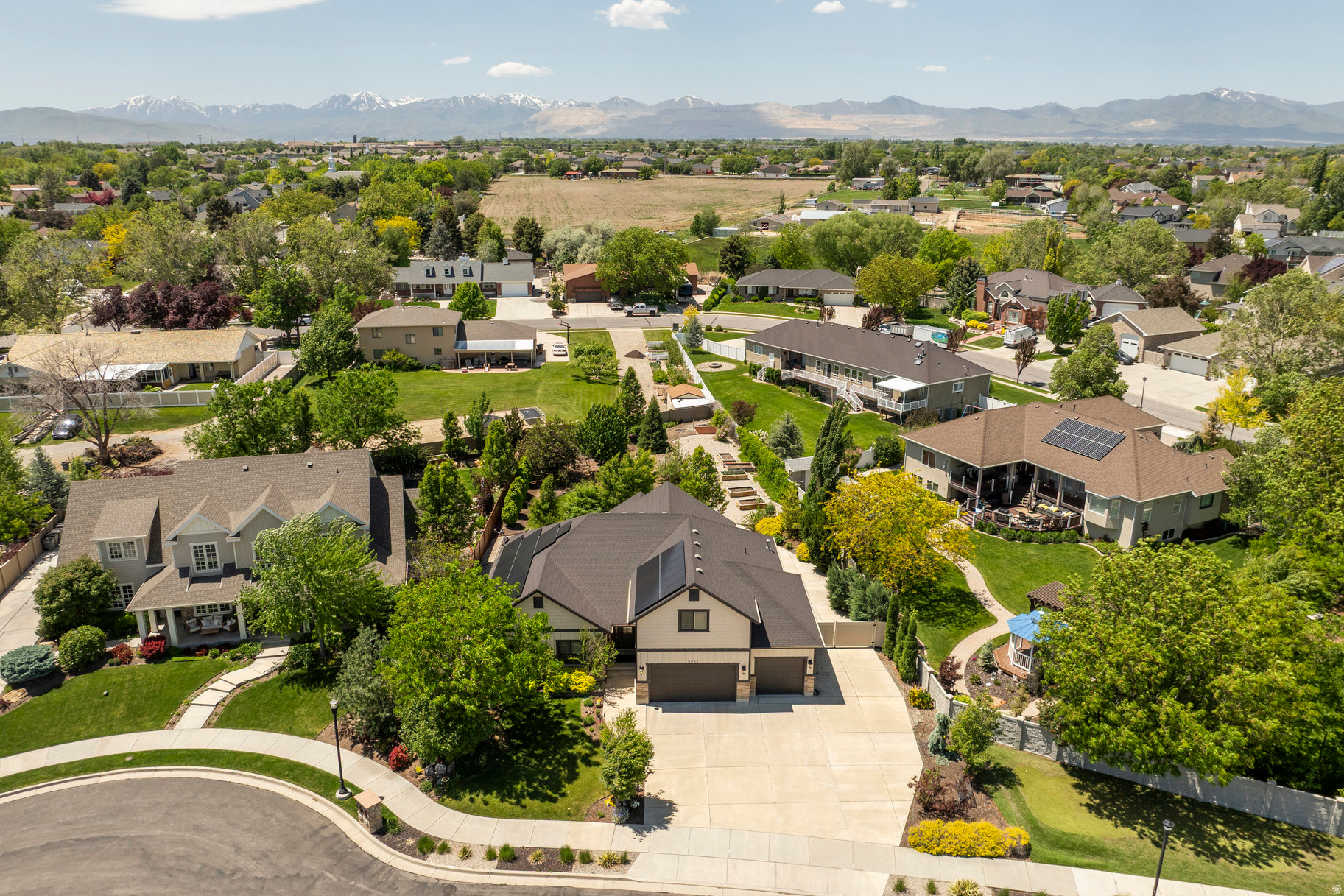 WEST RIVER ESTATES - Residential