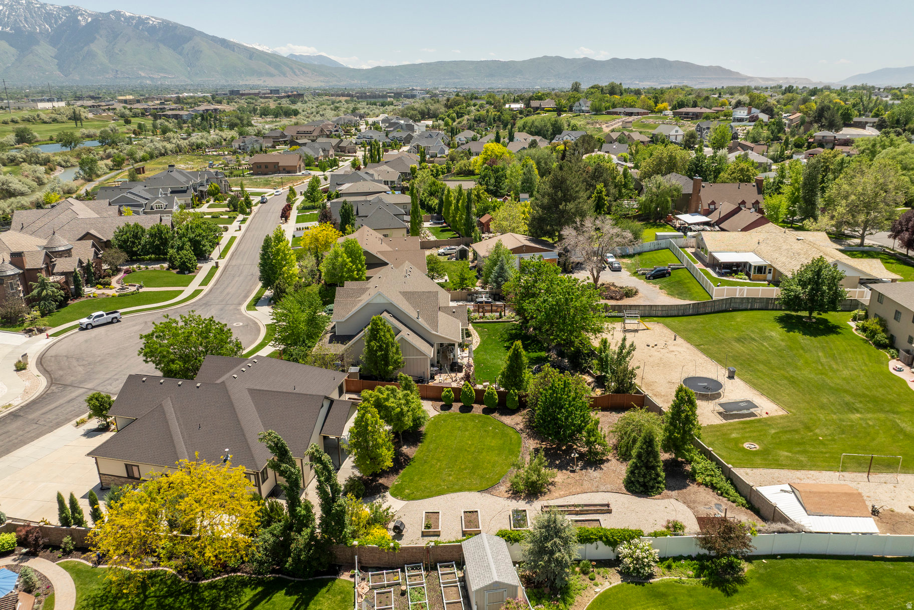 WEST RIVER ESTATES - Residential