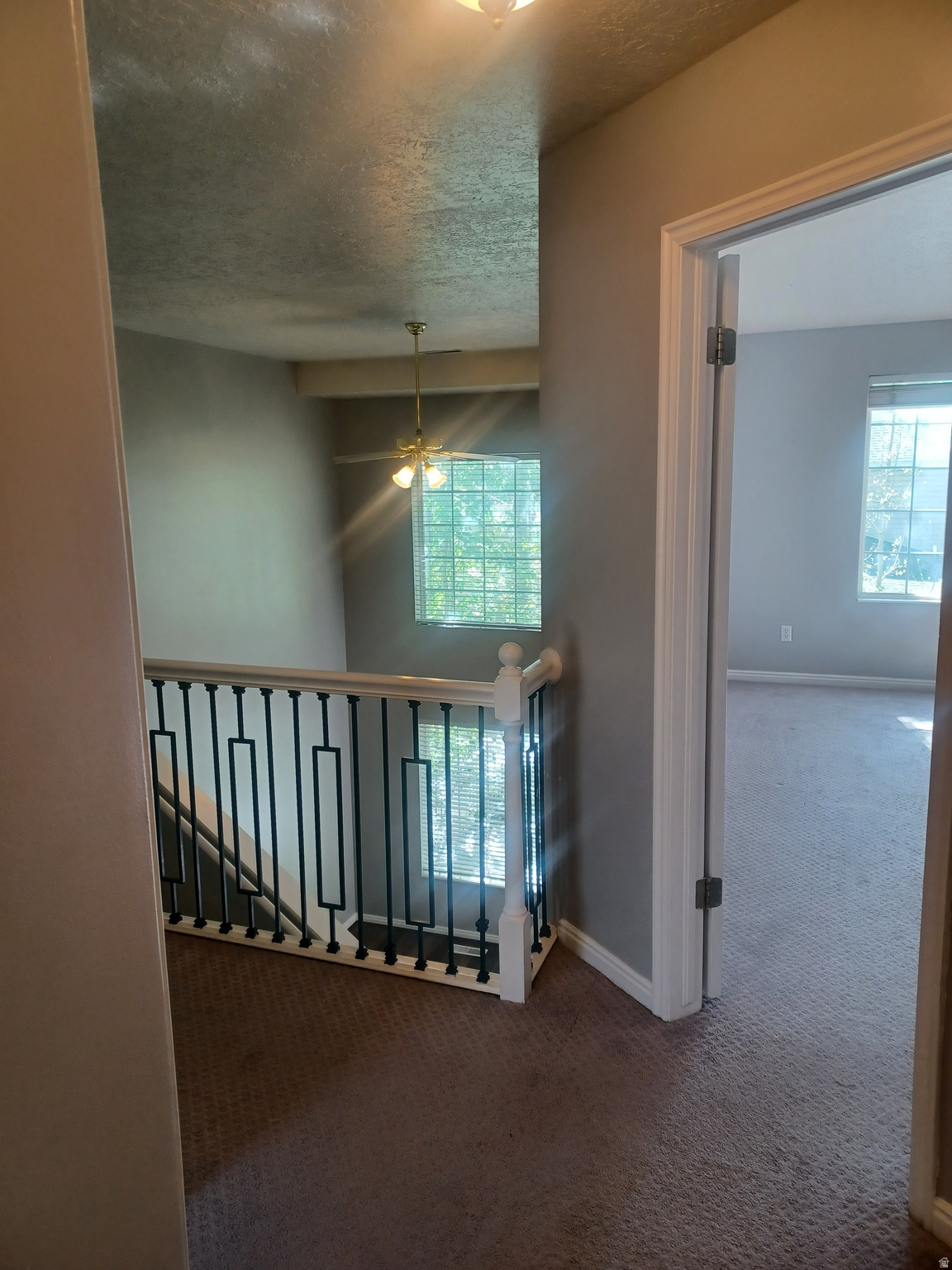 COUNTRY COTTAGES - Residential