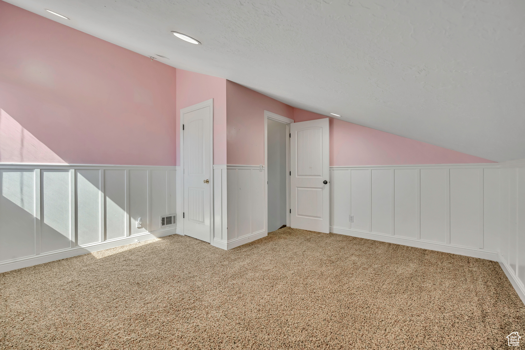 FAIRWAY PARK - Residential