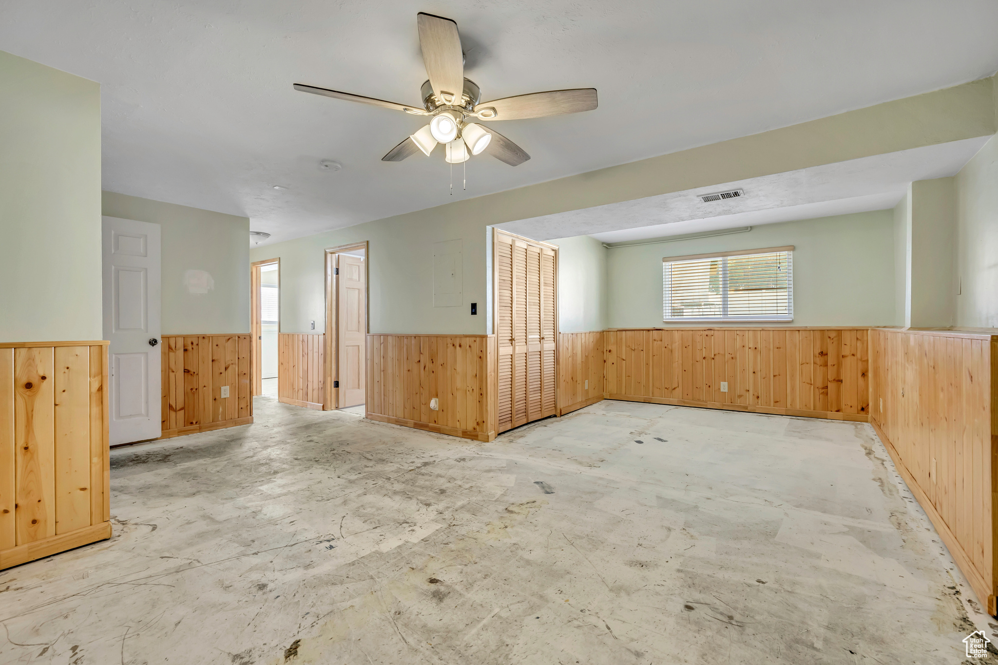 FAIRWAY PARK - Residential