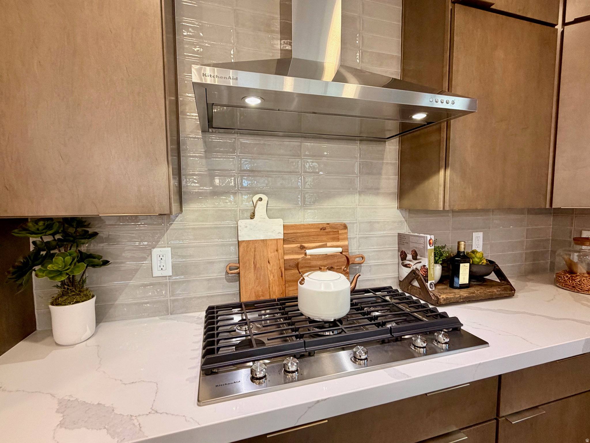 CANYON POINT - Residential