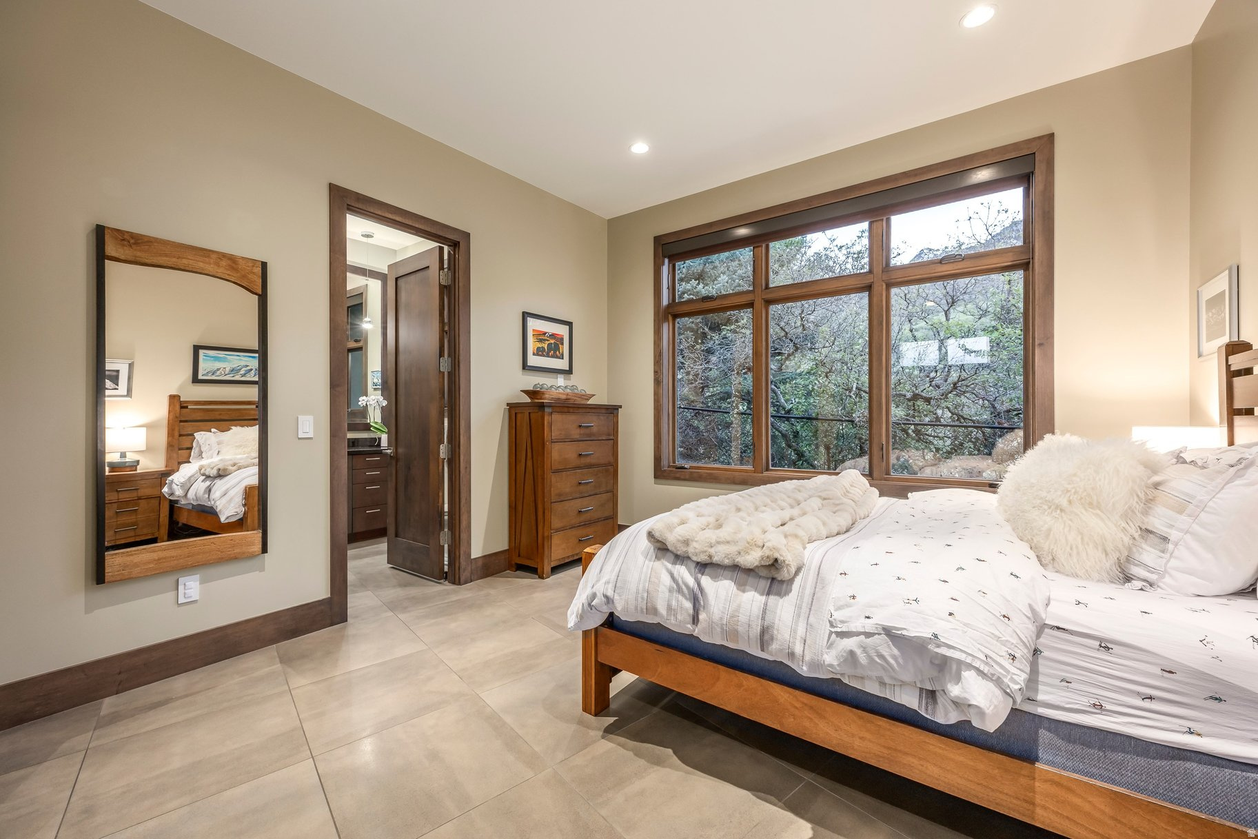 HIDDEN OAKS - Residential