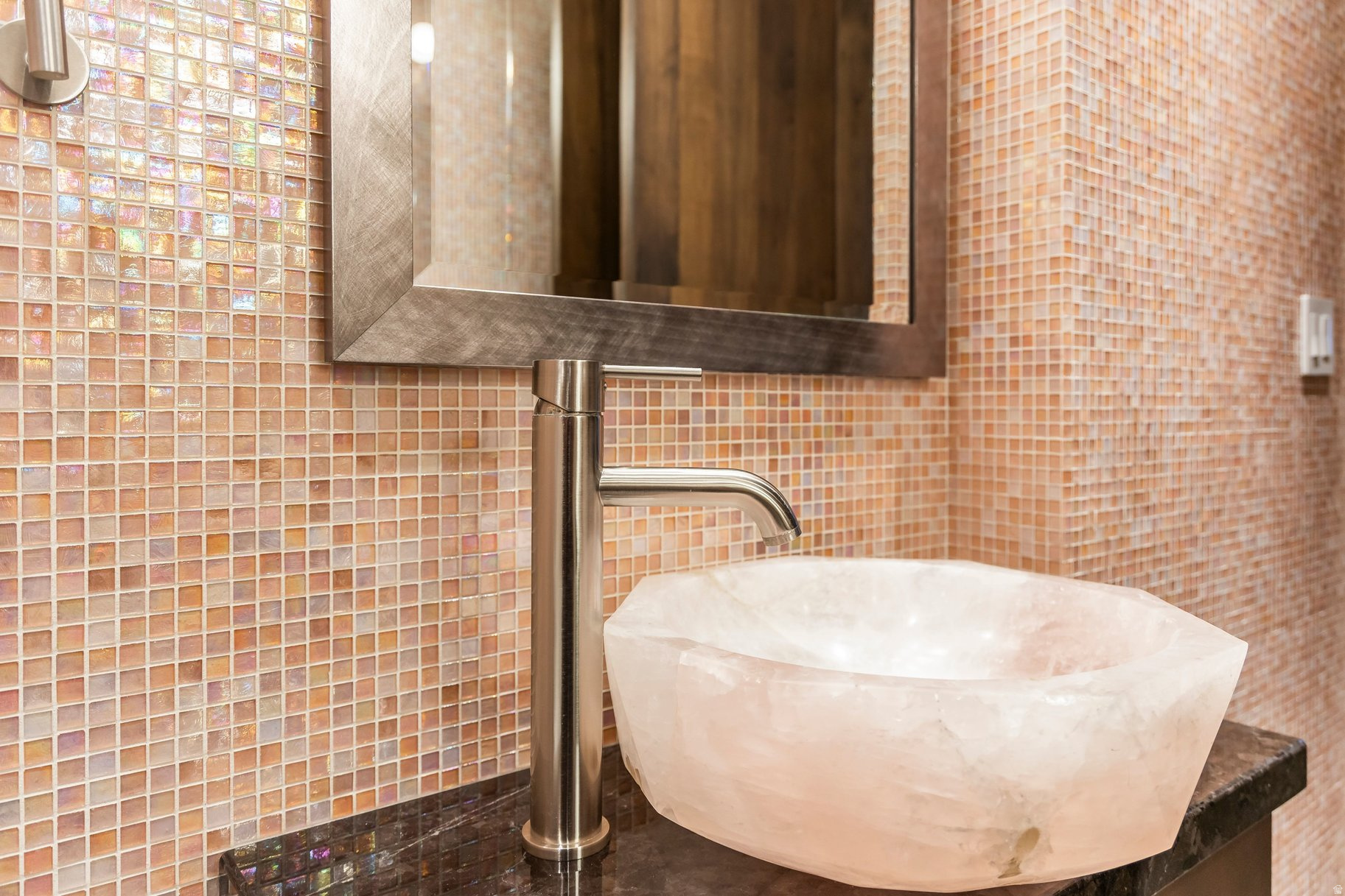 HIDDEN OAKS - Residential