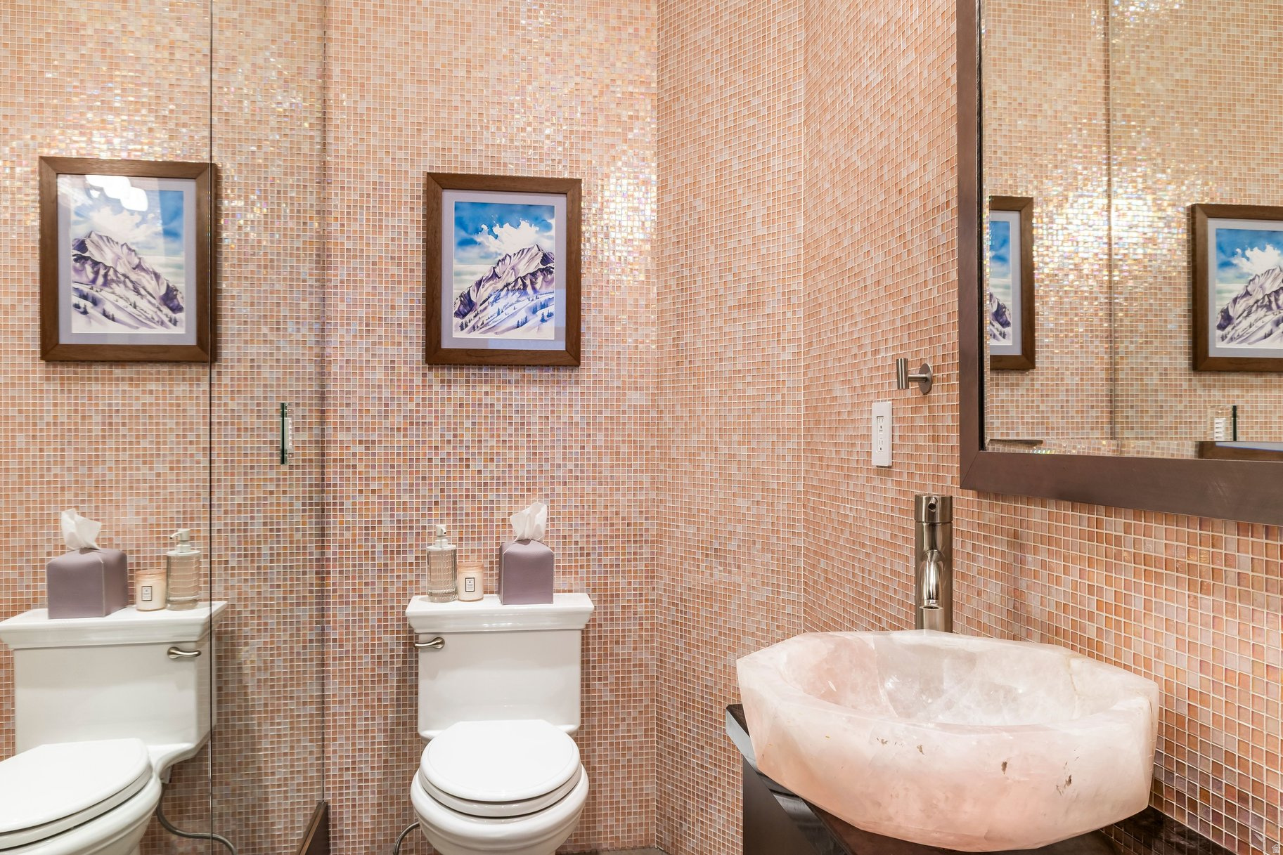 HIDDEN OAKS - Residential