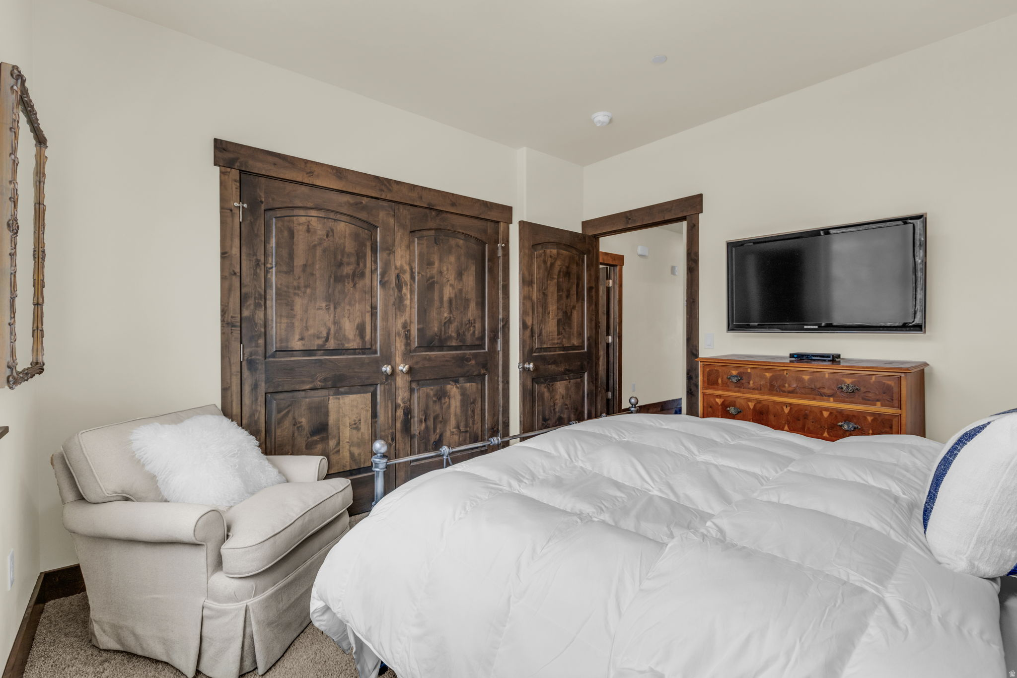 BLACK ROCK RIDGE - Residential