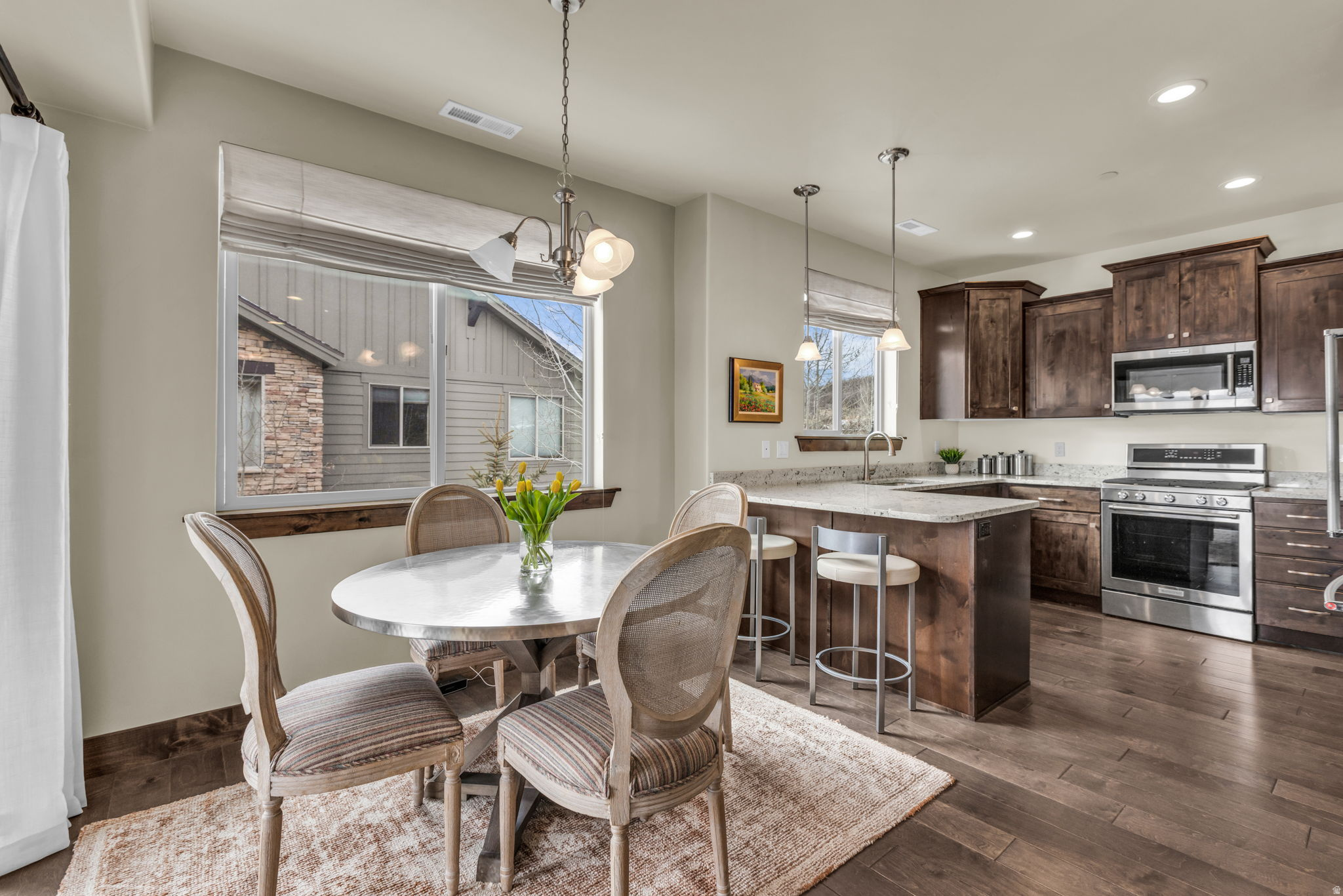 BLACK ROCK RIDGE - Residential