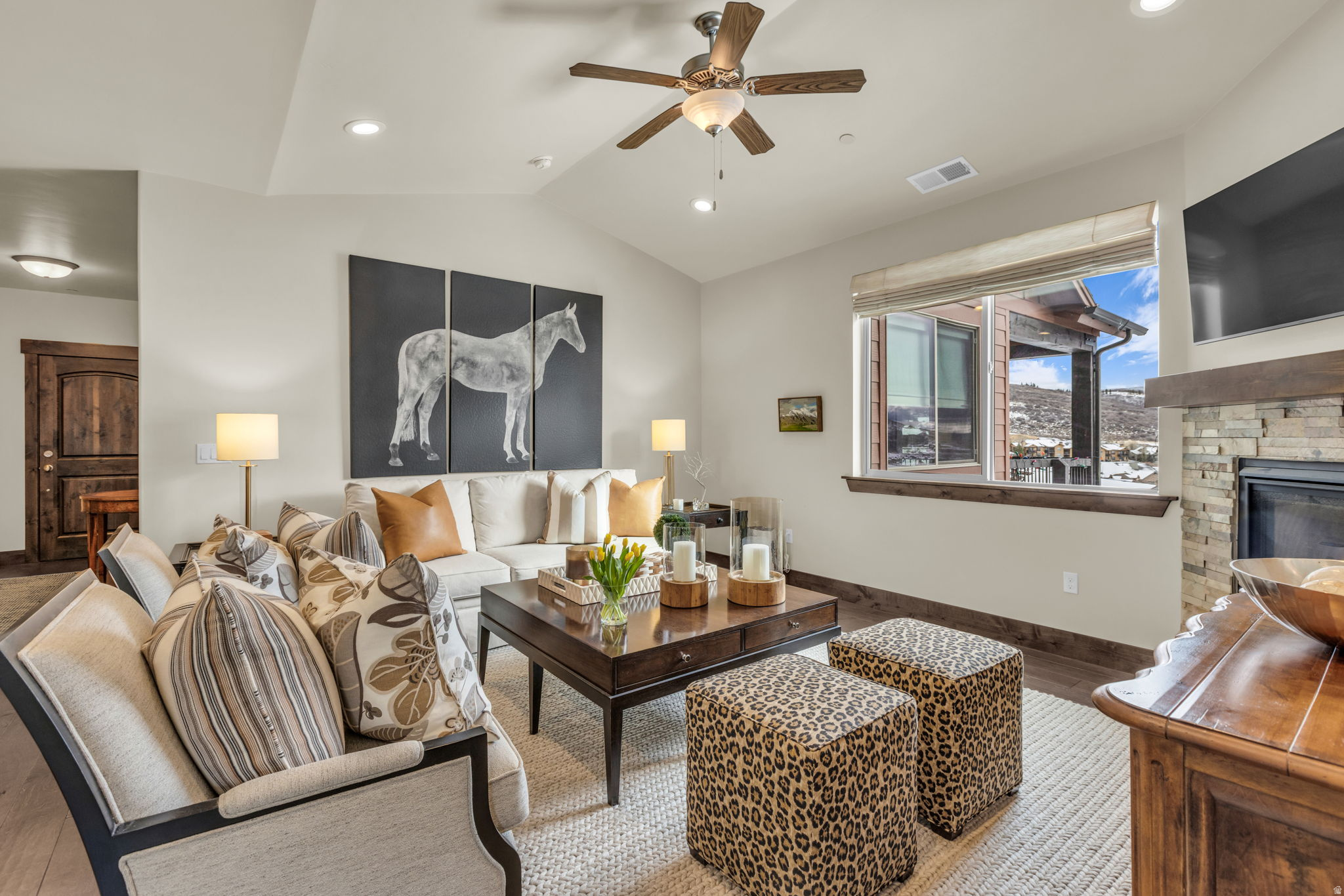 BLACK ROCK RIDGE - Residential