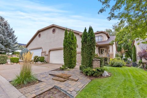 Photo of 22 HILLSBOROUGH DR, Pleasant View, UT 84414 (MLS # 2115965)