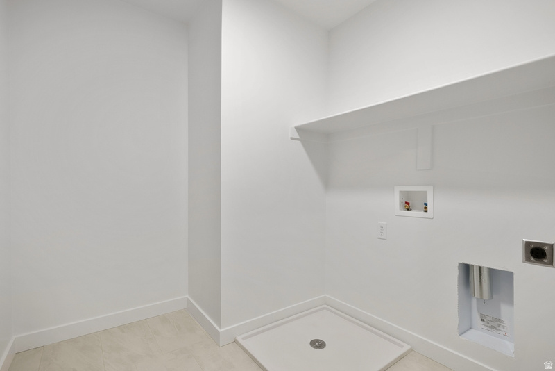 DAYBREAK - Residential Income