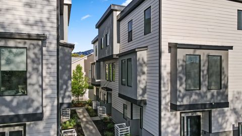 Photo of 3853 S GRANITE LOFTS LN, Millcreek, UT 84107 (MLS # 2151664)