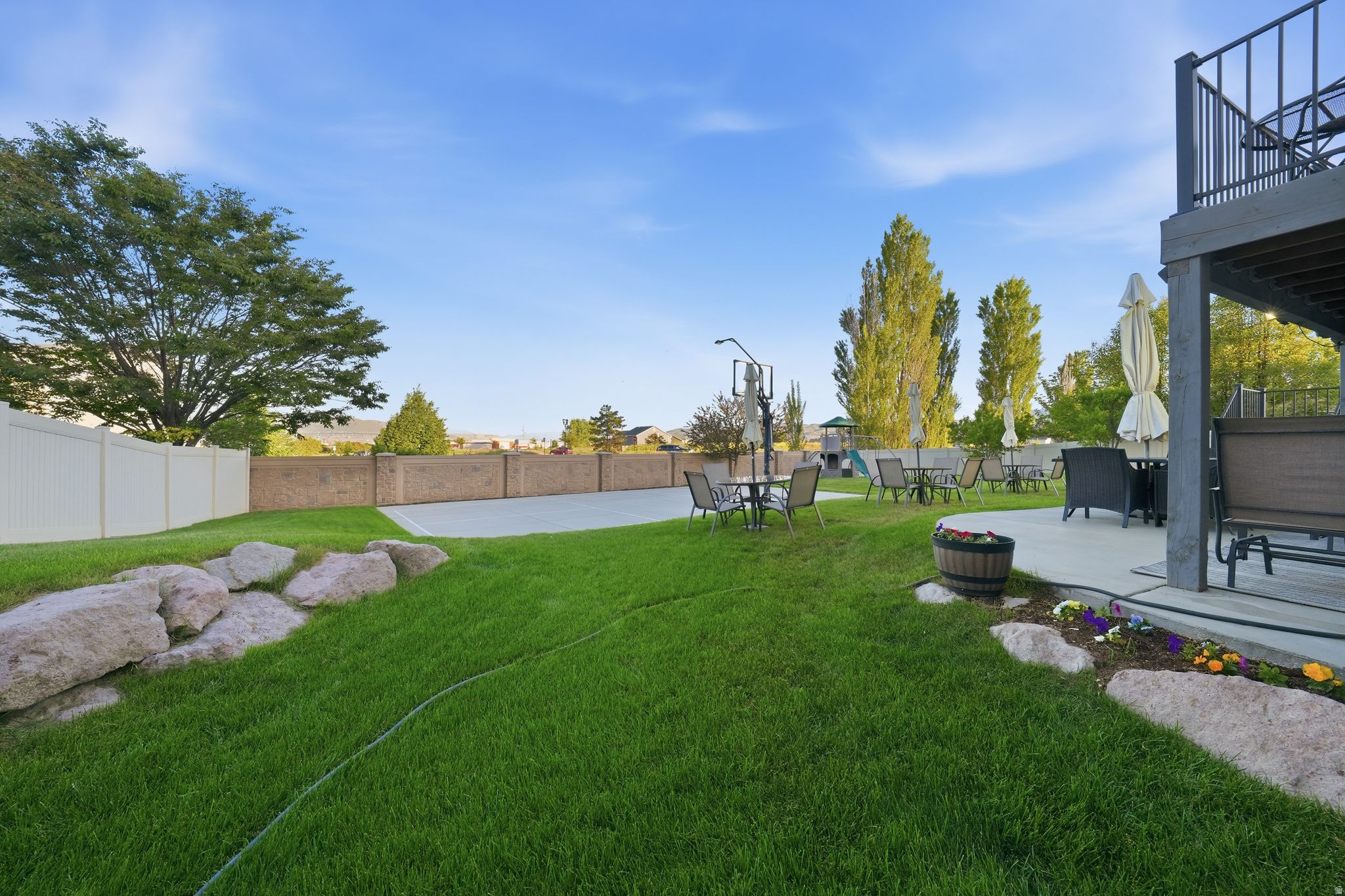 JORDAN HEIGHTS - Residential