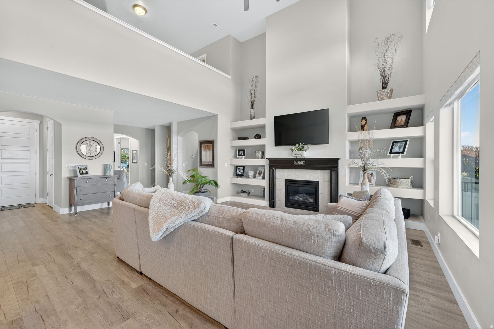 JORDAN HEIGHTS - Residential