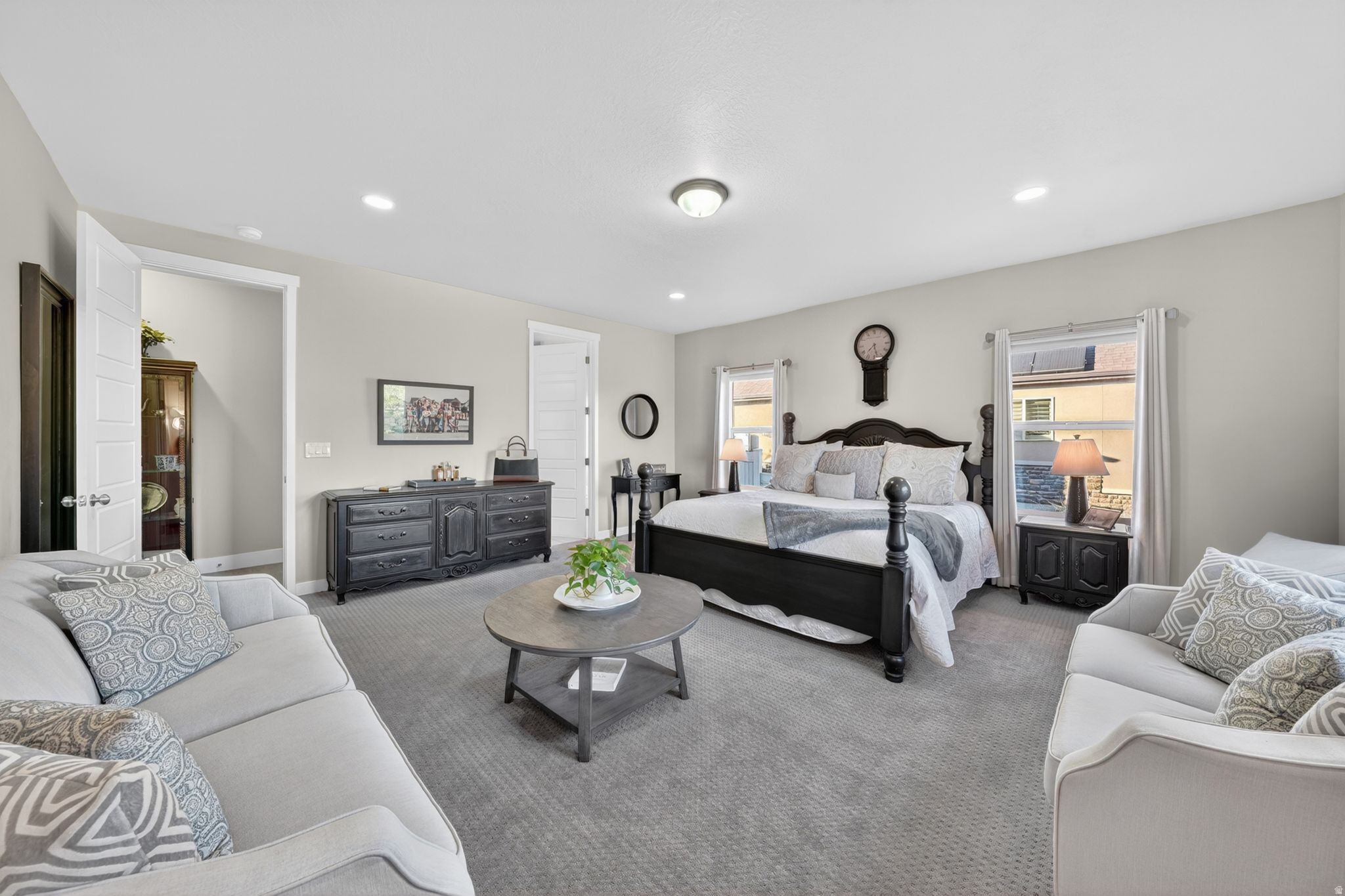 JORDAN HEIGHTS - Residential