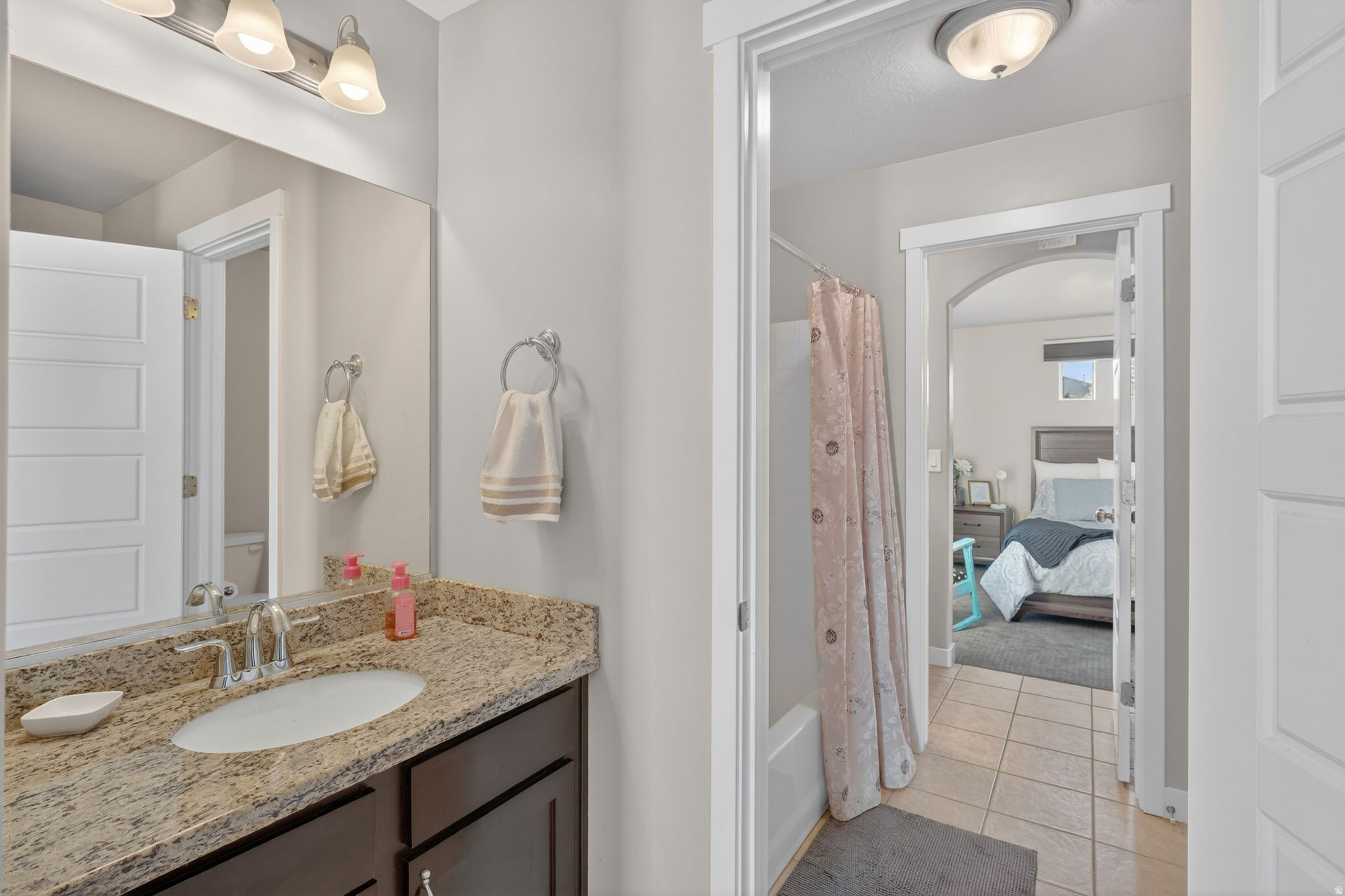 JORDAN HEIGHTS - Residential