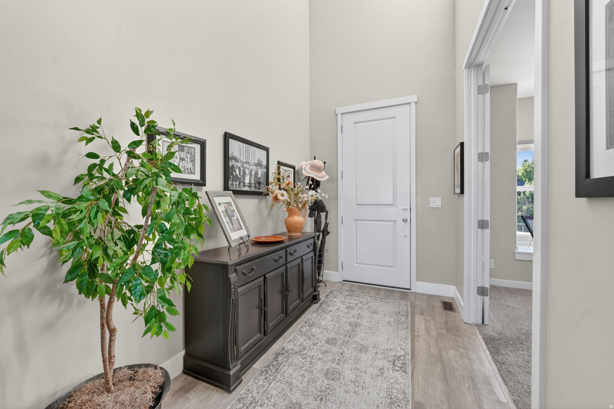 JORDAN HEIGHTS - Residential