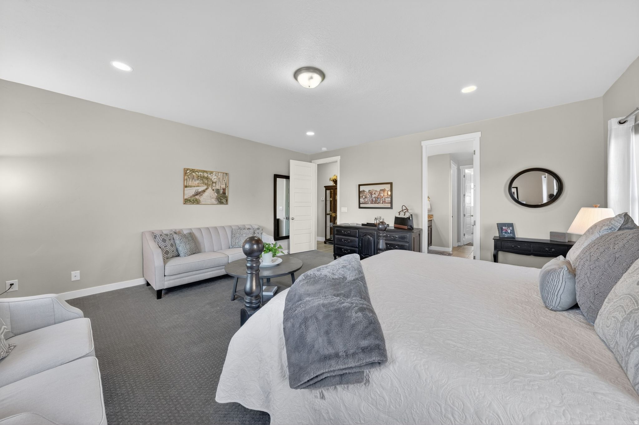 JORDAN HEIGHTS - Residential