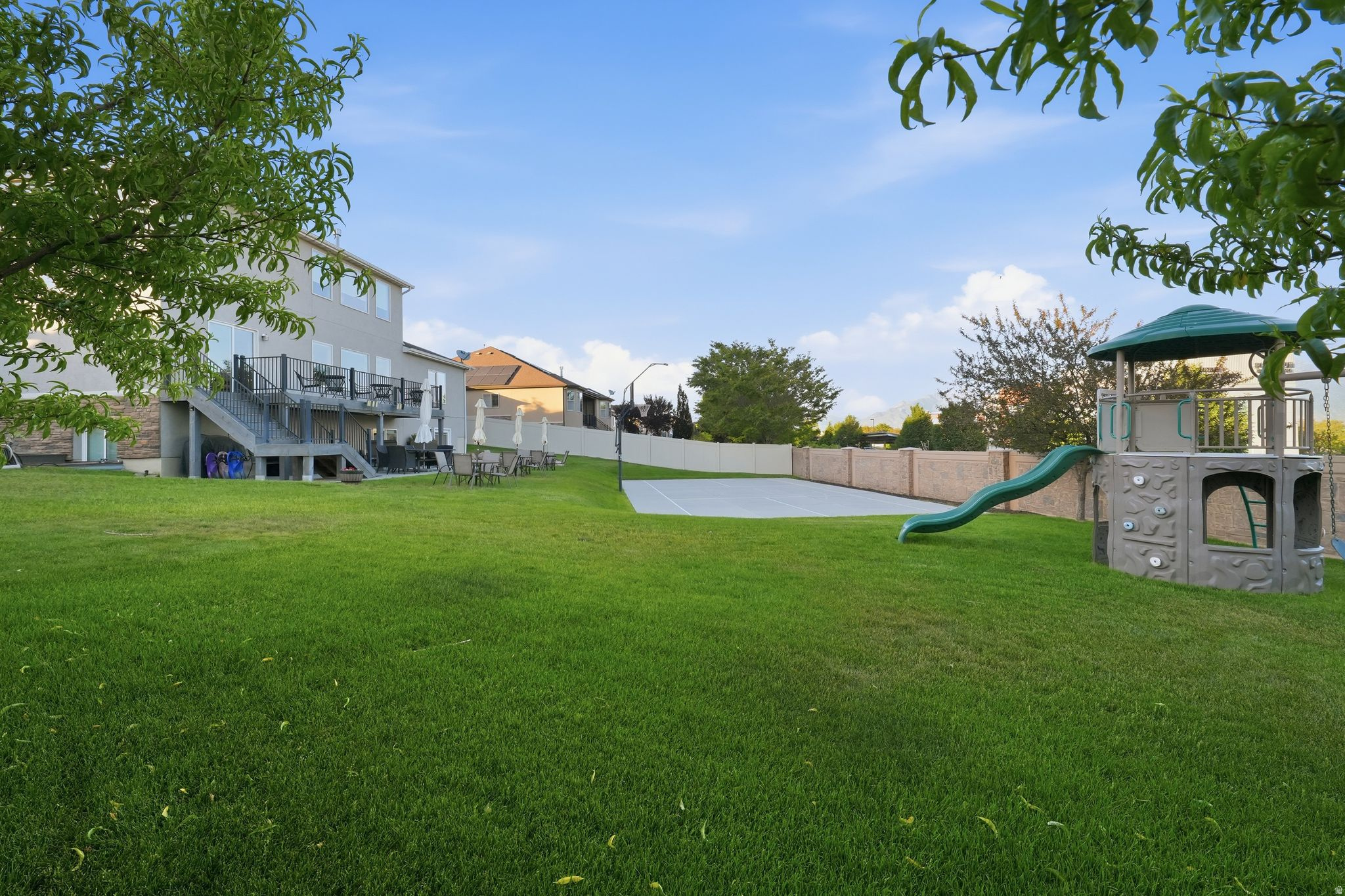 JORDAN HEIGHTS - Residential